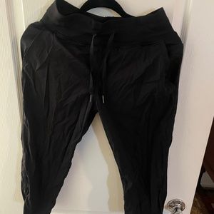 Lululemon Studio capri joggers